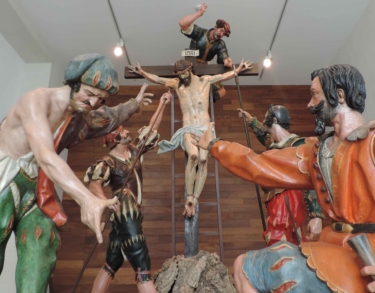 Pasos de Semana Santa para la devoción y la estética