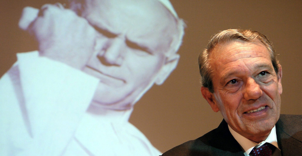 Navarro-Valls, el ‘torero del Papa’ que se ha ido con miles de secretos ocultos en su corazón