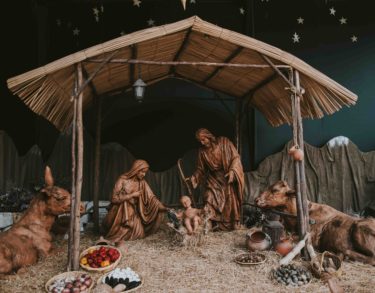 En un mundo que vive de lo accesorio es necesario recordar que la Navidad es Jesús