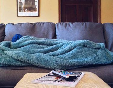 ¿Qué retiene a los jóvenes en casa de sus padres?