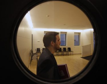 Izquierda Unida y su lenta muerte, atada al incierto futuro de Podemos