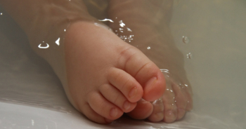 Un par de bofetones y la escurridiza autoridad de los padres judicializados