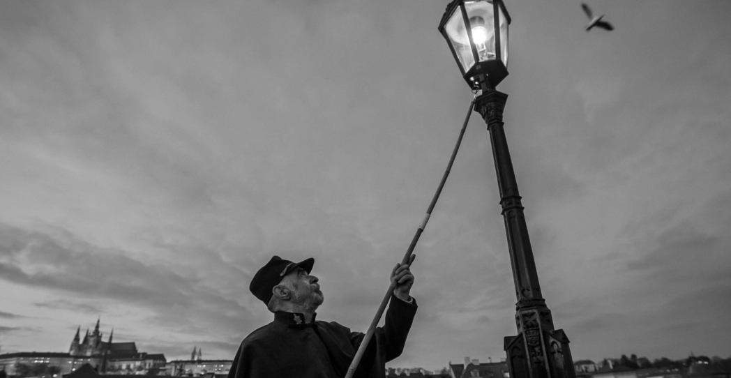 La oscuridad de la luz