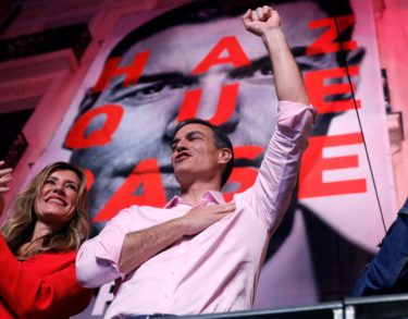 España renuncia a sus principios