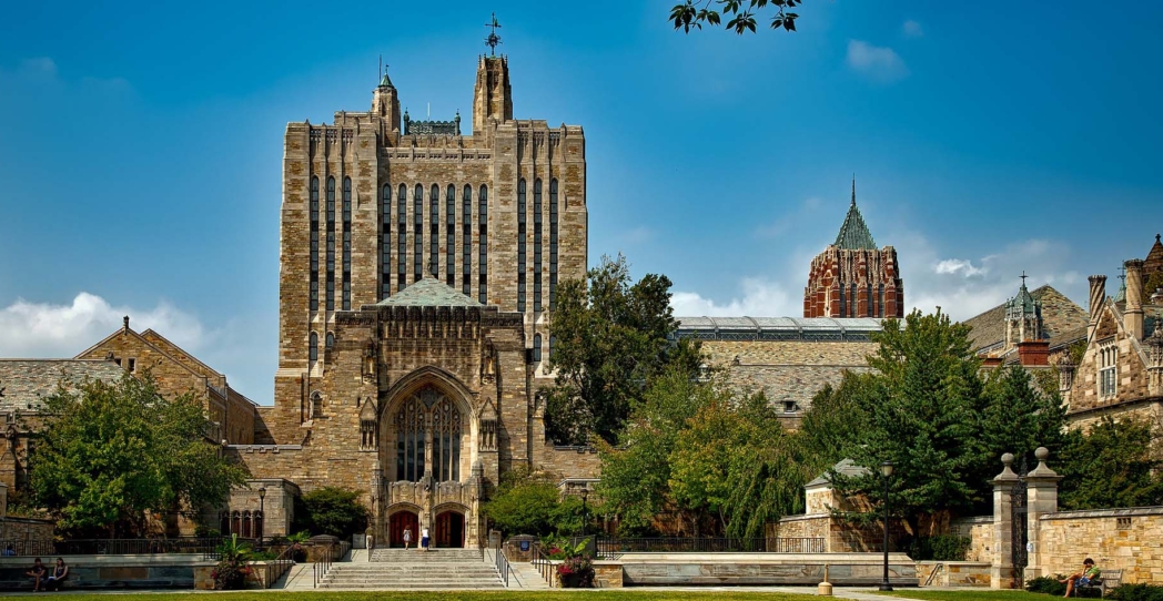 Stanford y Yale aceptan a tu hijo por un módico precio