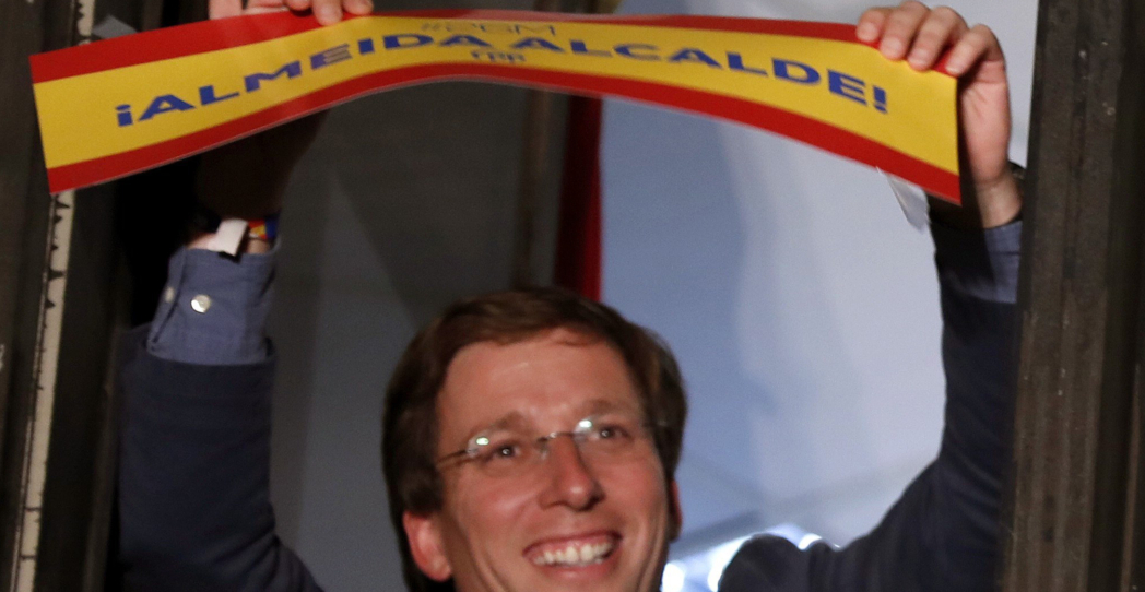 Martínez-Almeida, un alcalde con moto para Madrid