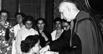 Ángel Herrera y la mujer