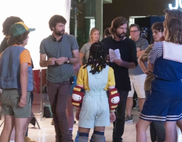 Netflix y Disney, dos gigantes que no protegen la vida de los pequeños