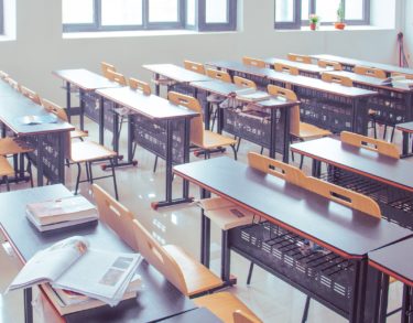 Educación en España: desigualdad, mala calidad y política en las aulas