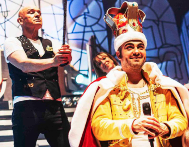 La Reina quiere vivir para siempre