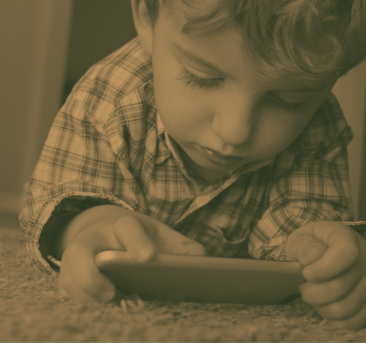 Tus hijos y el móvil
