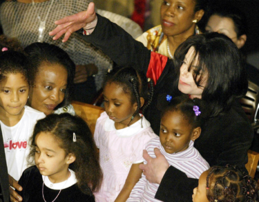 Michael Jackson: la vida de abusos y adicciones del Rey del Pop