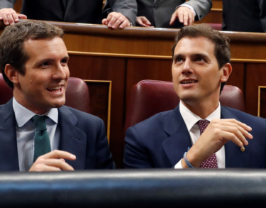 Agrupar lo que está a la derecha de la izquierda