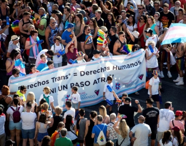 Paso a las ideologías de la frustración: del feminismo igualitario al cíborg LGTBI