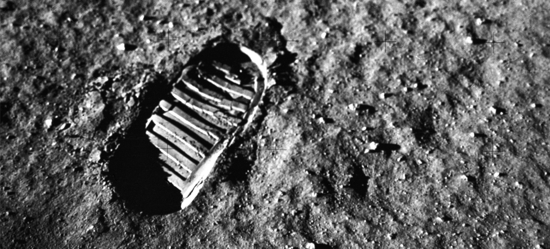 50 años de la llegada a la luna huella