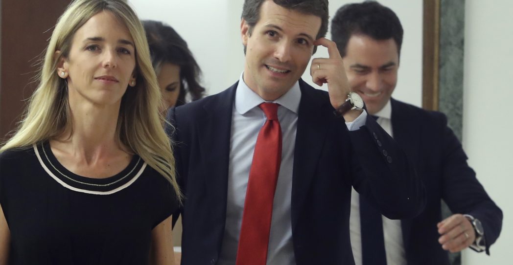 España suma y el PP sigue