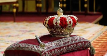 La revolución monárquica