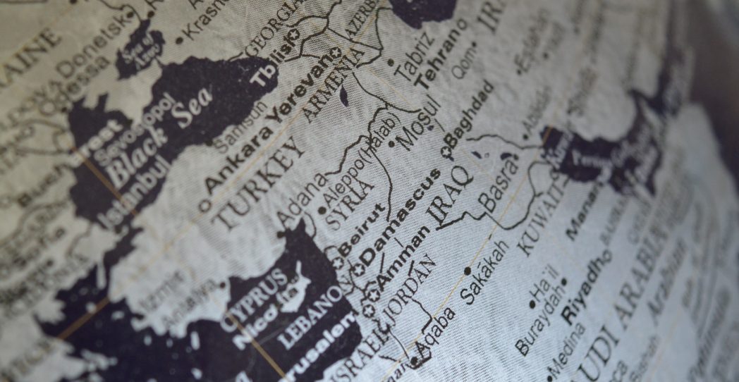 Vayámonos lejos. A la literatura que nace en el lejano Oriente