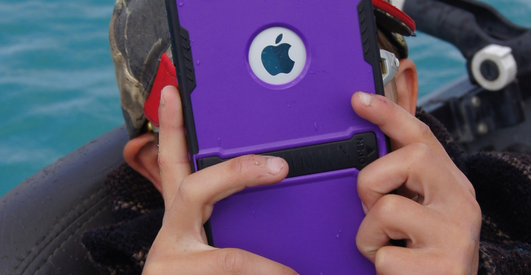 El teléfono móvil, la mayor arma de destrucción masiva de la infancia