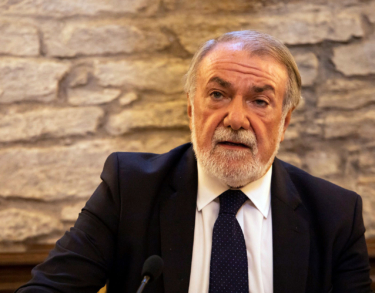 «One of us»: Cómo impedir que la moda dominante consiga destruir los valores cristianos