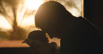 De padres anónimos, hijos sin derecho a conocer su origen