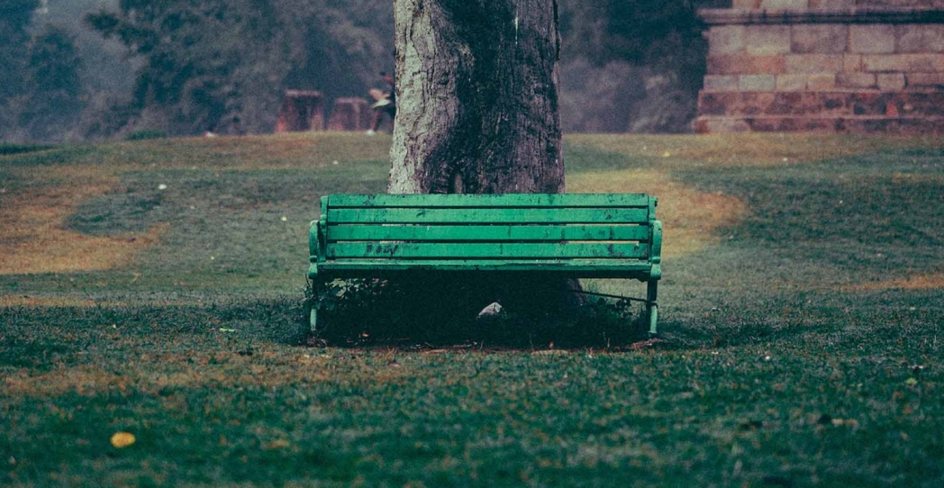 Un banquito de madera