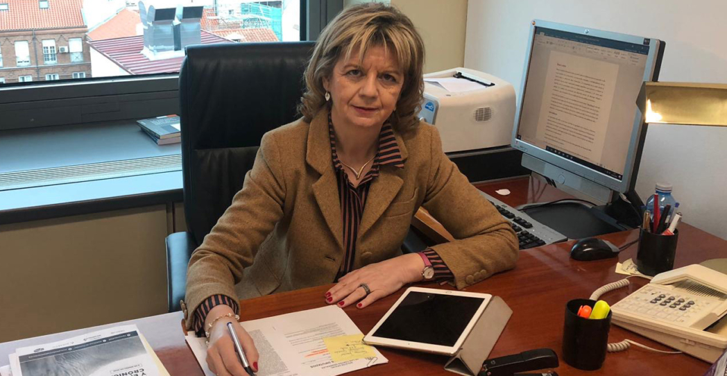 Elvira Velasco: «La eutanasia no es un derecho, no hay una urgencia social para que se legisle»