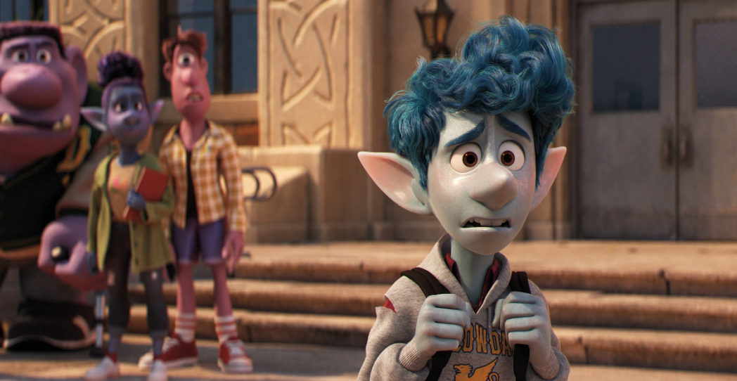 Estrenos de cine. Pixar acierta con una impecable historia familiar de elfos