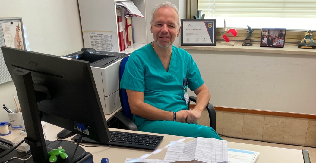 Manuel Martínez-Sellés: «La eutanasia mancha a toda la profesión médica»