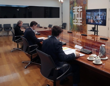 Expertos, expertos, expertos