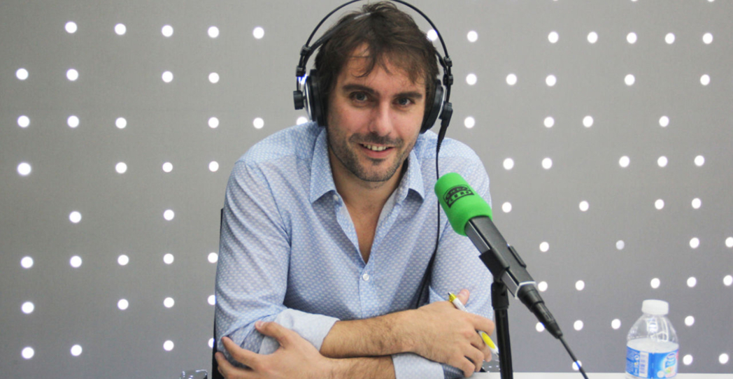 Rafa Latorre: «Los grandes periódicos a veces traen realidades desagradables a tu desayuno»