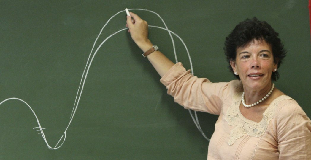 Los niños no pertenecen a los padres ni a la sociedad, pertenecen al Gobierno