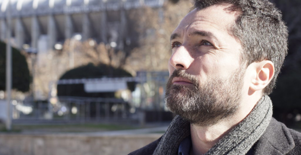 Hughes: «La palabra distopía me la tengo prohibida»