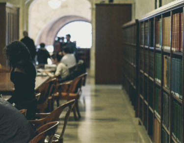 Estudiantes y estudiosos: sobre la universidad