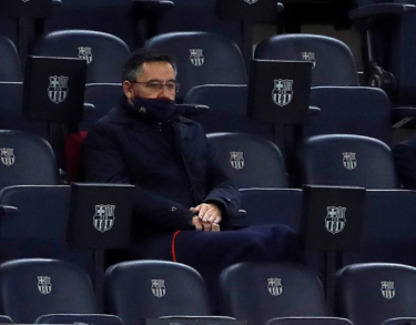 La Generalitat empuja al abismo a Bartomeu