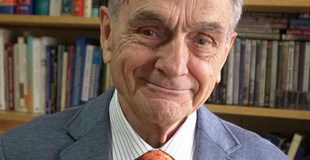 Andrés Garrigó: «La sociedad debe cuidar del débil, no eliminarlo»