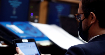 El liderazgo y la estrategia de la oposición frente al Gobierno de Sánchez