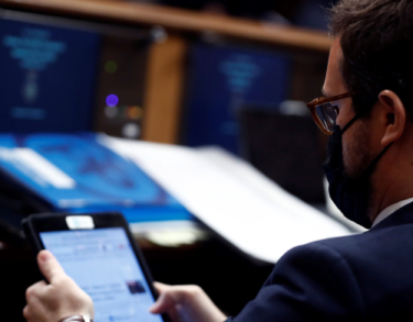 El liderazgo y la estrategia de la oposición frente al Gobierno de Sánchez