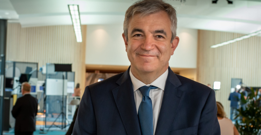 Luis Garicano: «El Gobierno no se ha enterado de lo que es la Unión Europea»