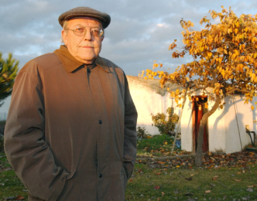 Y yo me iré, y los pájaros seguirán cantando