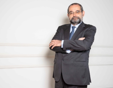 Alfonso Bullón de Mendoza: «La Universidad consiste en la generación de un ámbito privilegiado donde nuestros alumnos sean capaces de encontrarse con la Gran Tradición por medio de sus profesores»