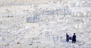 Tumbas, casas y templos