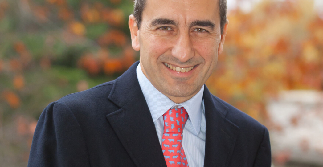 Alfonso Sánchez-Tabernero: «La ciencia examina todas las preguntas que tienen los seres humanos y, por eso, debe ocuparse también de Dios»