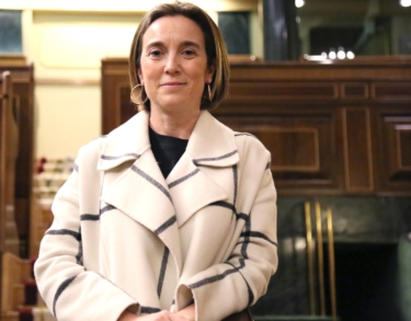 Cuca Gamarra: «No hay propaganda ni apisonadora que pueda tapar la falta de escrúpulos de Pedro Sánchez»
