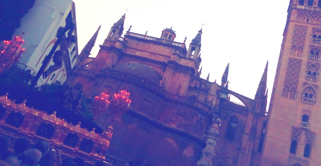 La Semana Santa sevillana como motivo de inspiración poética. «Sevilla»