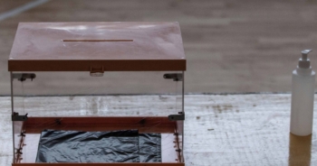 Reflexionad, malditos