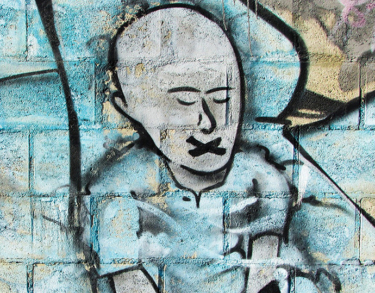 ¿Quién vigila al vigilante? Crónica de una hipocresía