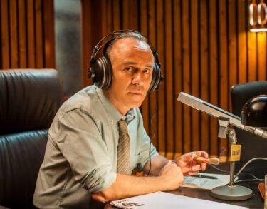 «Reyes de la noche»: una astracanada desaprovechada