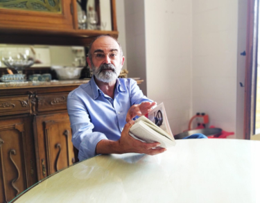 J.A. González Sáinz: «A veces ocurre que son los libros los que nos leen a nosotros»